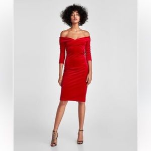 Zara NWOT - Velvet Holiday Red Dress - size small